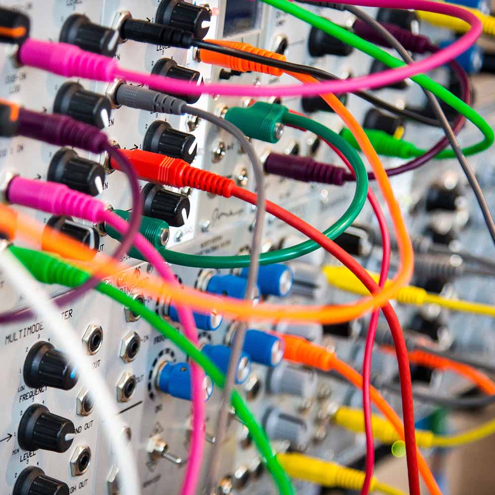 The essential guide to DJ audio, data and power cables LSA